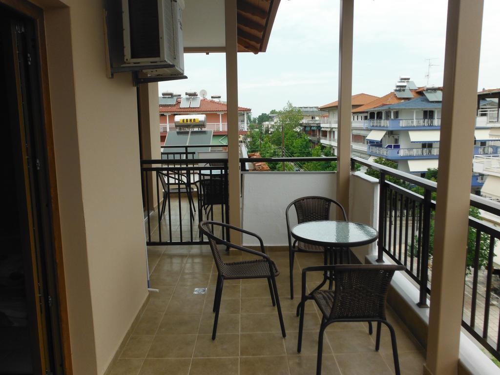 Dimitra'S Apartments Olympiakí Aktí Ngoại thất bức ảnh